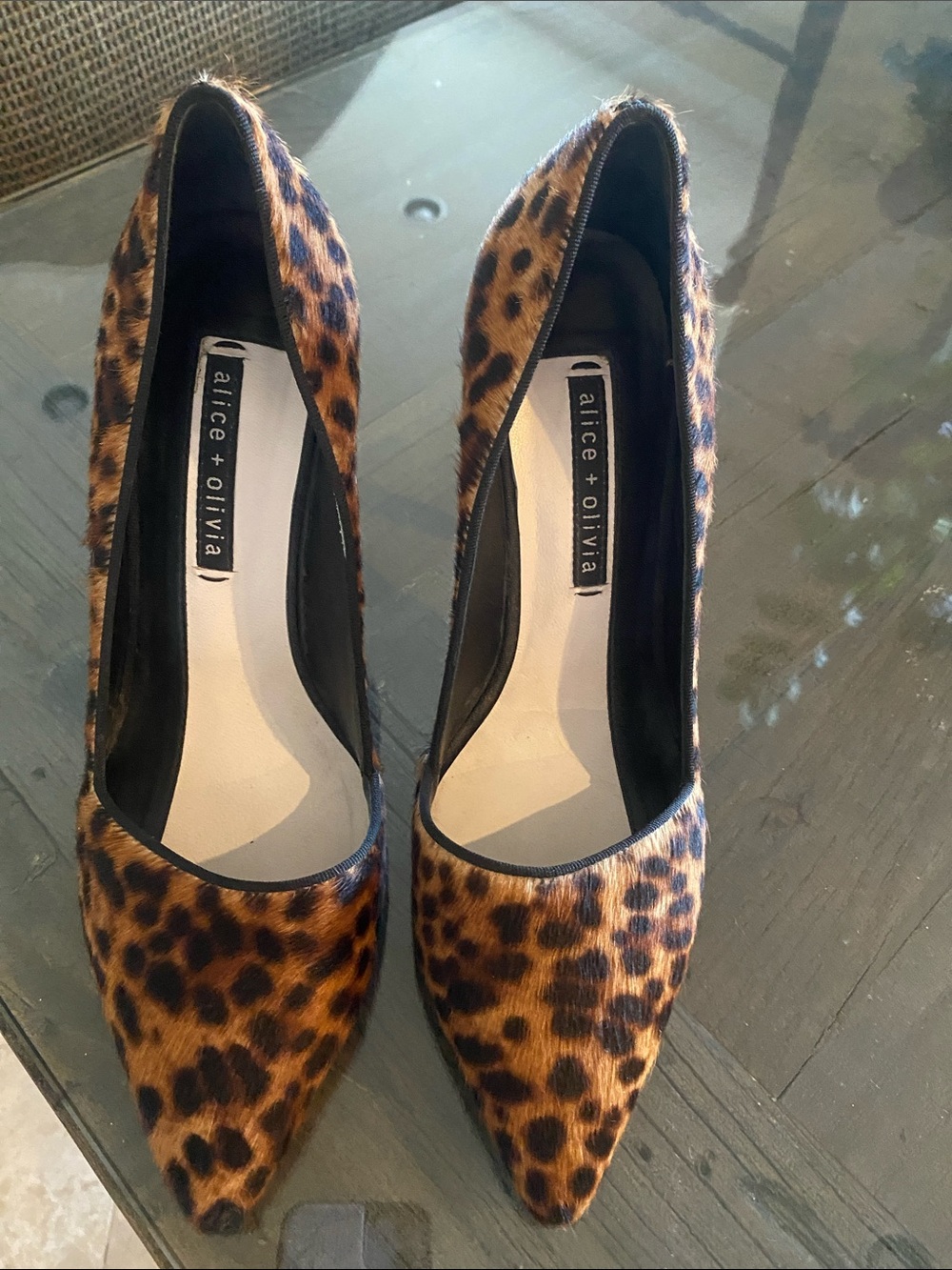 Alice + Olivia Leopard-Print Pointed-Toe Pumps in Brown and Black